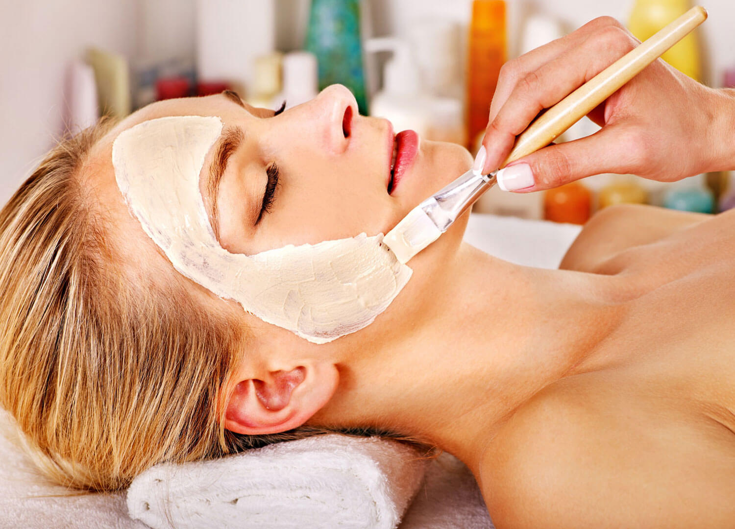 beauty-salon-and-products